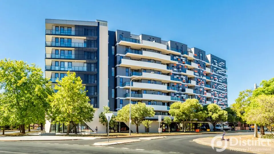 An apartment building and street trees in Braddon