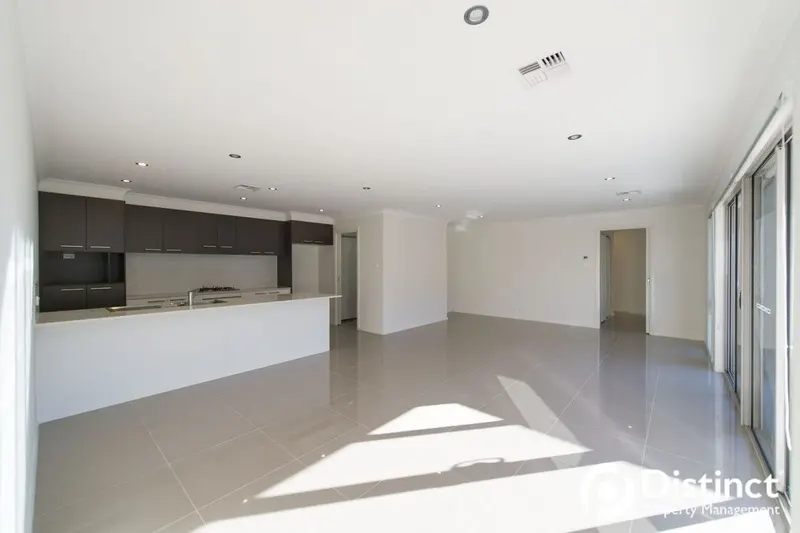 13 Syddall Street, Bonner, photo 5