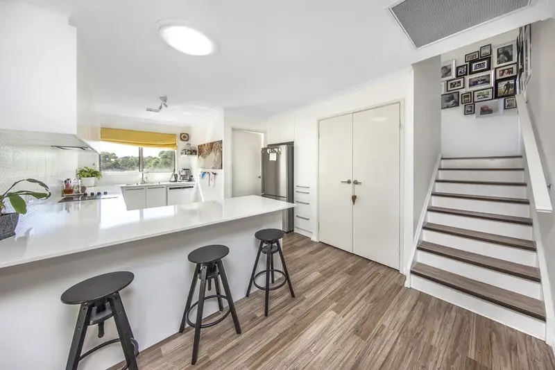 19 Charvin Court, Melba, photo 4