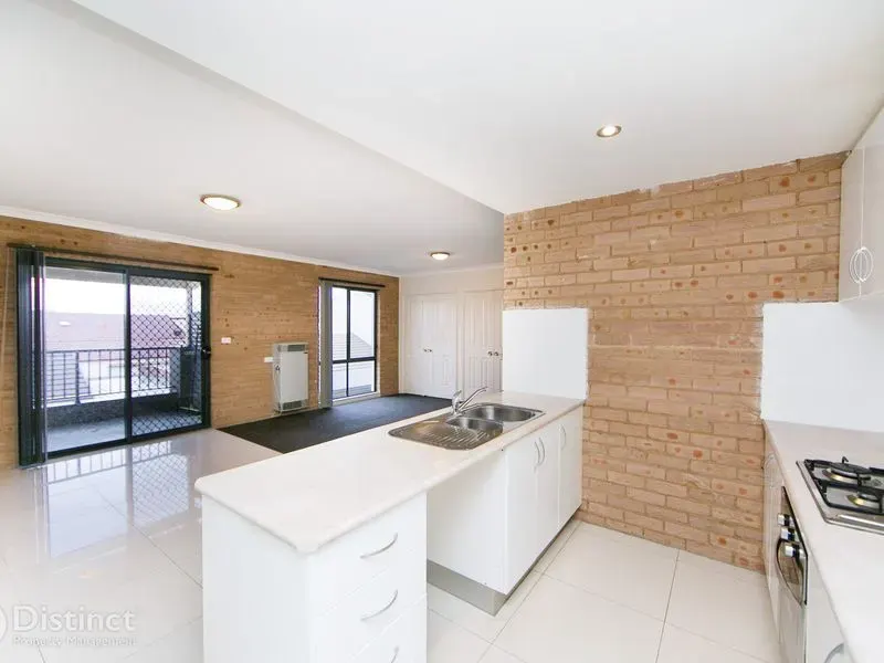 135b Anthony Rolfe Avenue, Gungahlin, photo 3