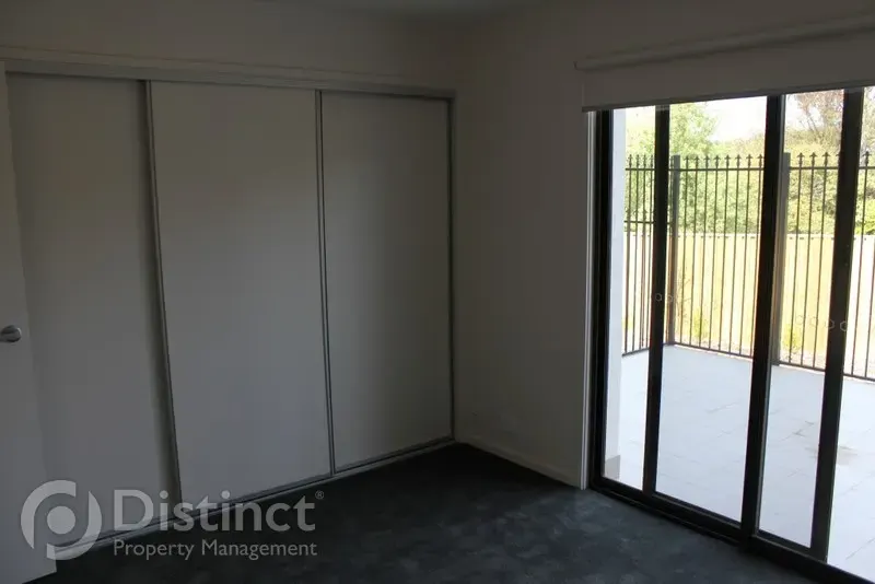 24/39 Jerrabomberra Avenue, Narrabundah, photo 6