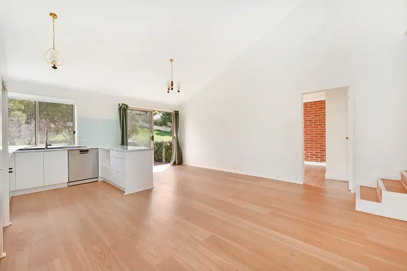 1/6 Berra Close, Ngunnawal, photo 6