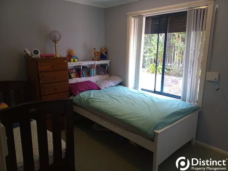 20 Auburn Street, Amaroo, photo 9