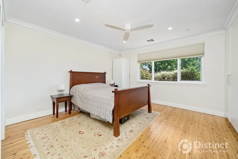 98 Vasey Crescent, Campbell, photo 10