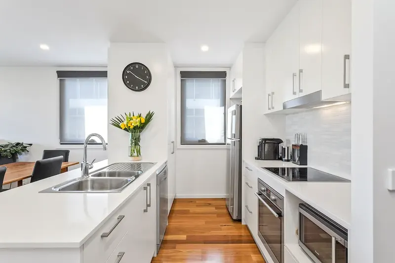 35/111 Canberra Avenue, Griffith, photo 4