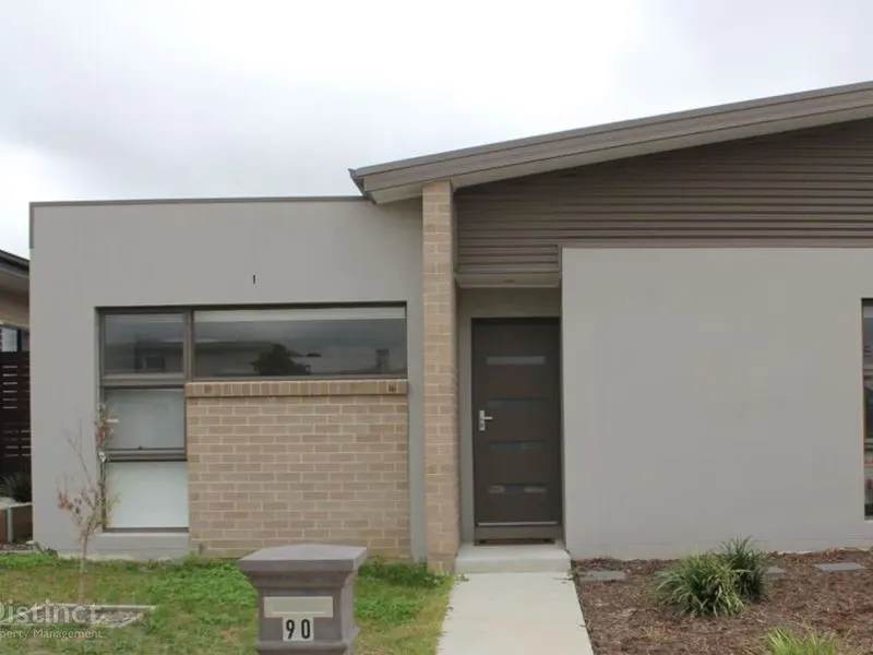 90 David Fleay Street, Wright, photo 1