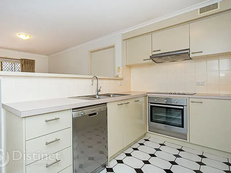 38/13-15 Sturt Avenue, Griffith, photo 2