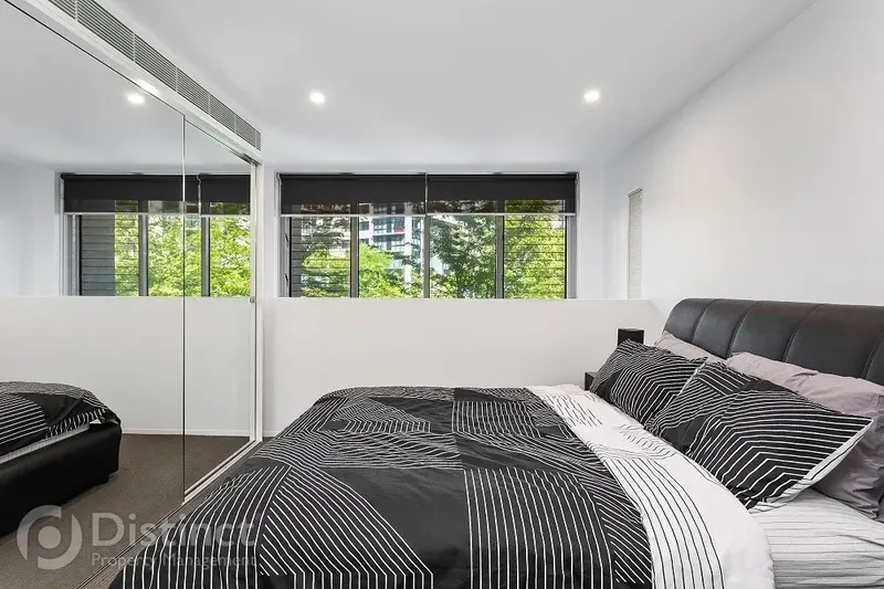 1/5 Burbury Close, Barton, photo 7