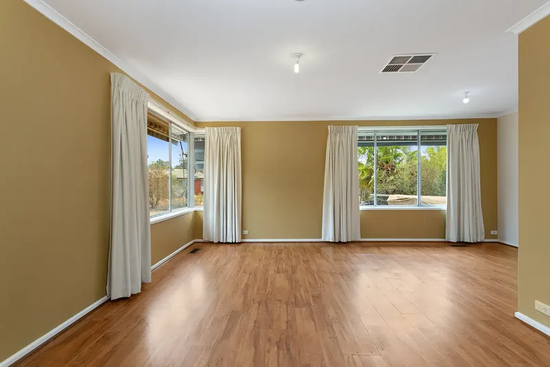 123 Osburn Drive, Macgregor, photo 3