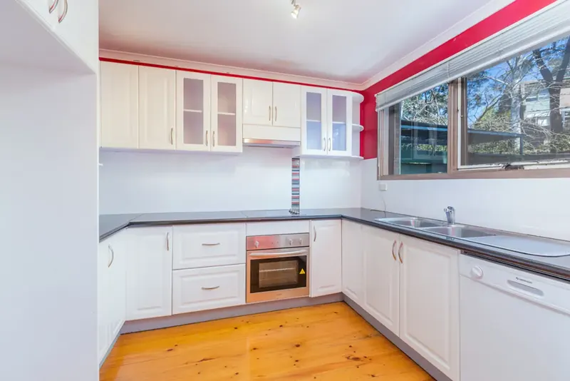 9 Menkens Court, Phillip, photo 2