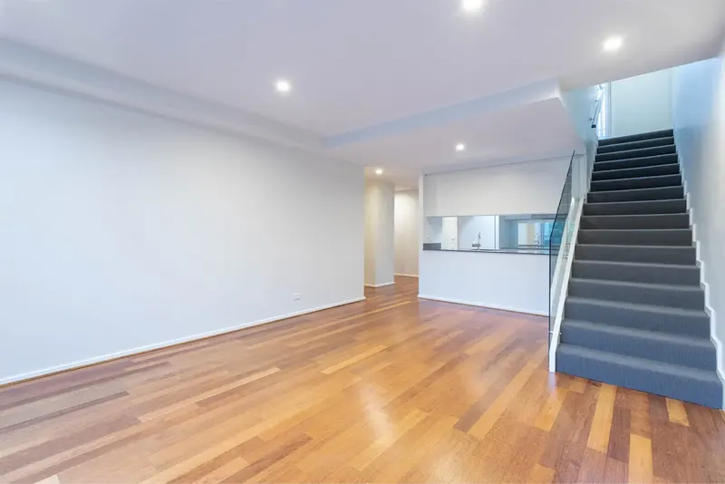 13/34 Canberra Avenue, Forrest ACT 2603, photo 3