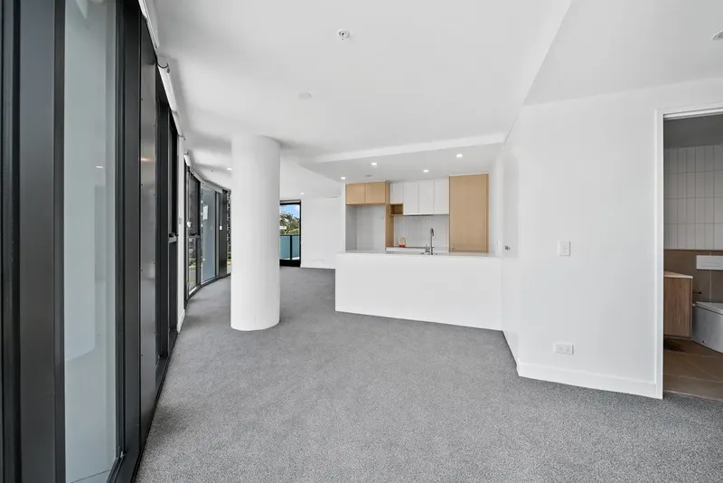 203/220 Melrose Drive, Phillip, photo 2