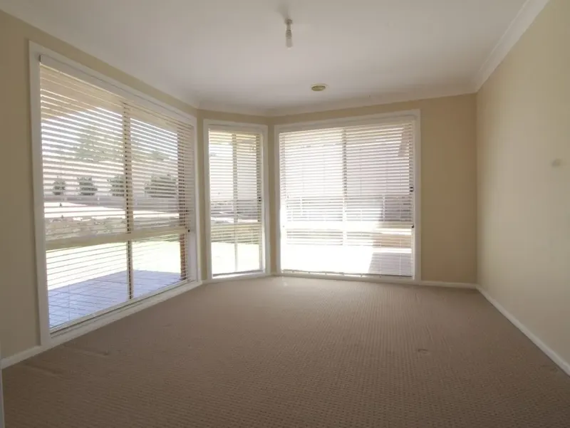 5 Sale Place, Amaroo ACT 2914, photo 15