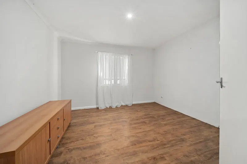2/30 Booth Street, Queanbeyan, photo 6