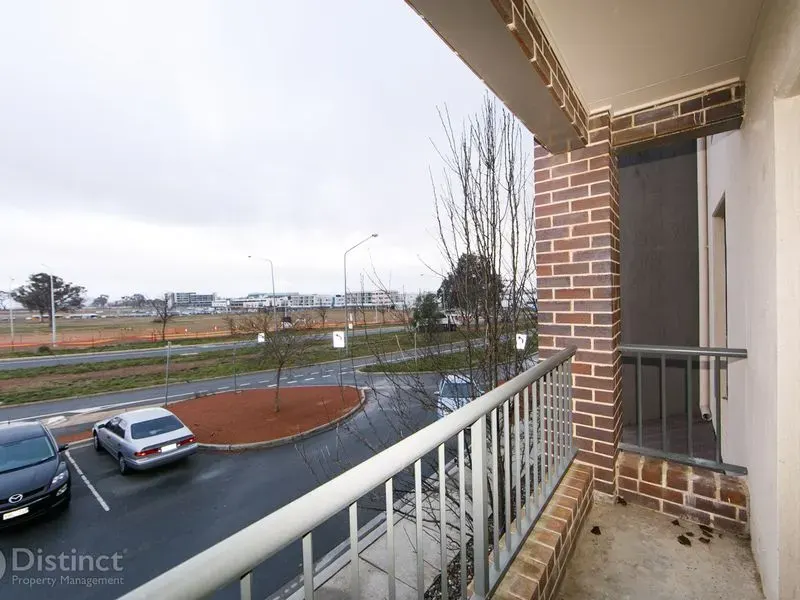 135b Anthony Rolfe Avenue, Gungahlin, photo 8