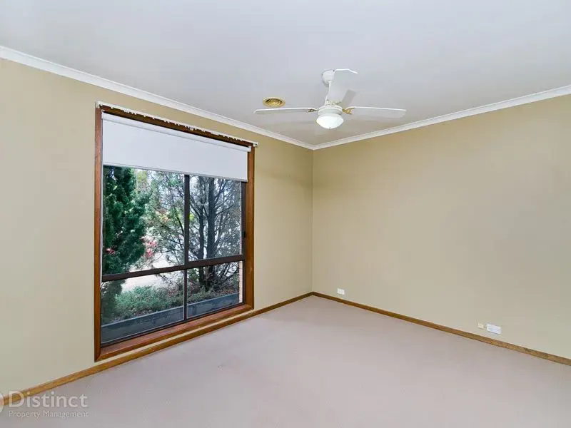 7 Barangaroo Street, Chisholm, photo 6