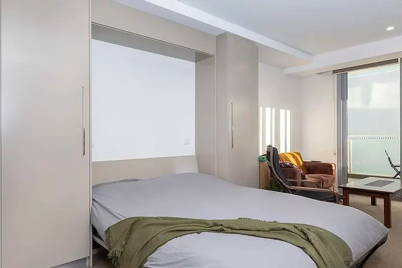 132/50 Eastlake Parade, Kingston, photo 6