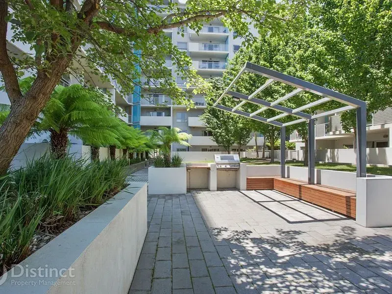 211/17 Dooring Street, Braddon, photo 9