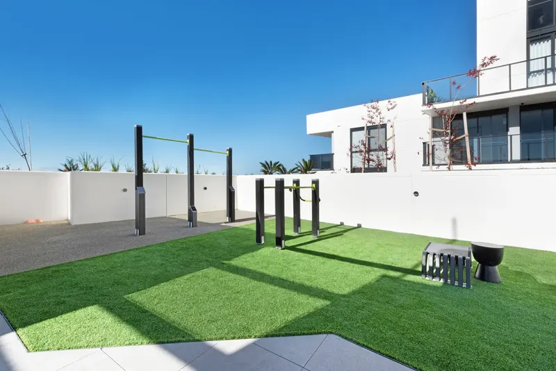 803/90 Swain Street, Gungahlin, photo 13
