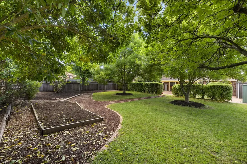 24 Summerville Crescent, Florey, photo 14