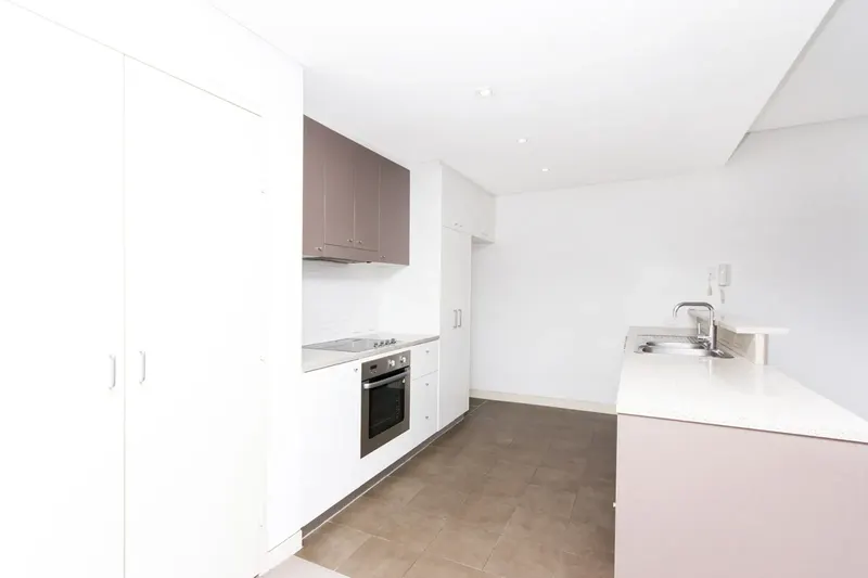 B109/100 Gungahlin Place, Gungahlin, photo 3