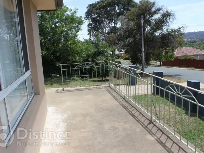 5 Atholbar Way, Karabar, photo 12