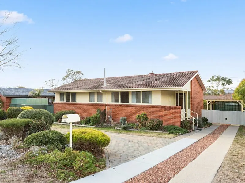 10 Bendigo Street, Fisher, photo 1