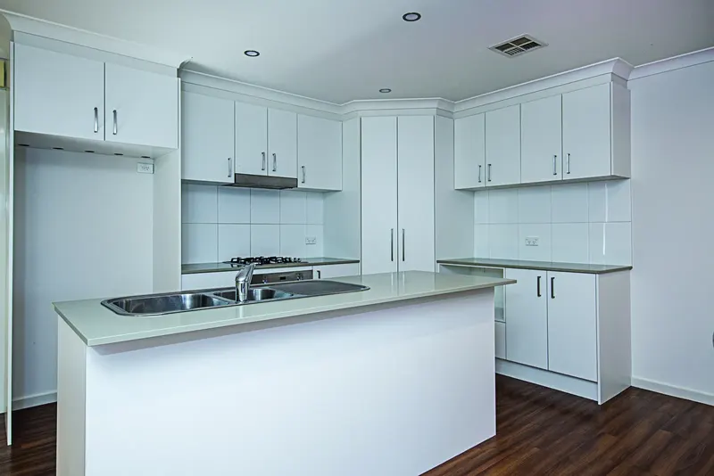 13 Patrick White Circuit, Franklin, photo 5