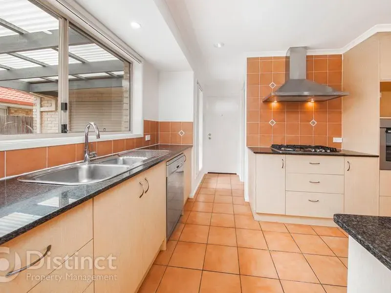 22 Norman Fisher Circuit, Bruce, photo 3