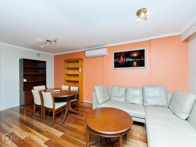19a/43 Giles Street, Kingston, photo 3