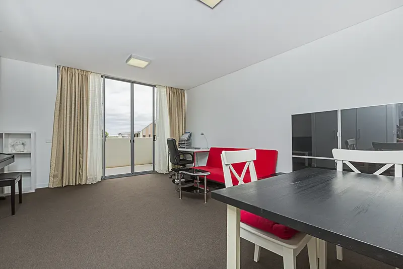 38/116 Easty Street, Phillip, photo 3