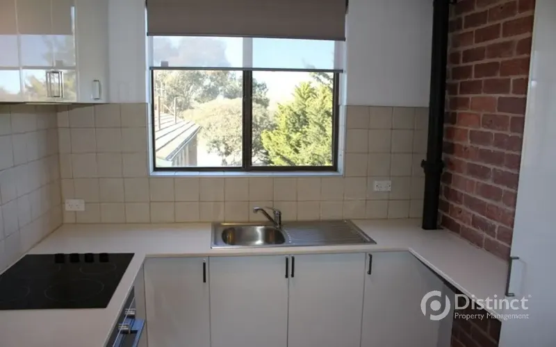 3/4 Walsh Place, Curtin, photo 2