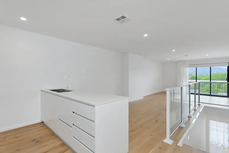 408/32 Mort Street, Braddon, photo 2