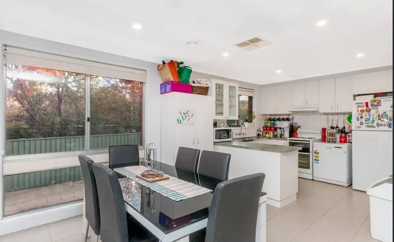 12 Amherst Street, Kambah ACT 2902, photo 2