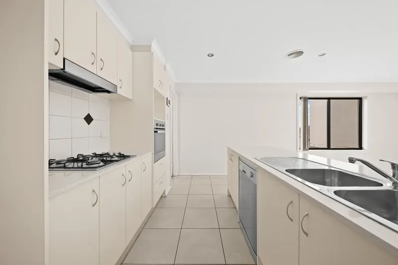 119 Anthony Rolfe Avenue, Gungahlin, photo 4