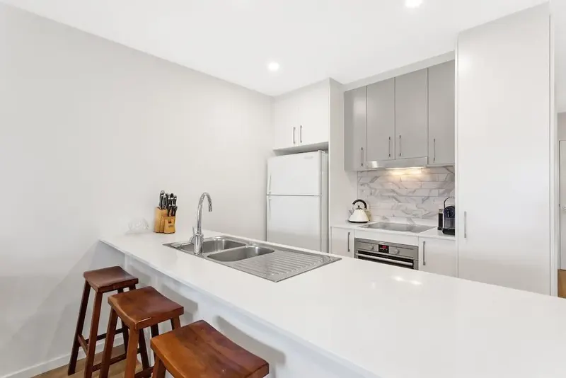 18/111 Canberra Avenue, Griffith, photo 4