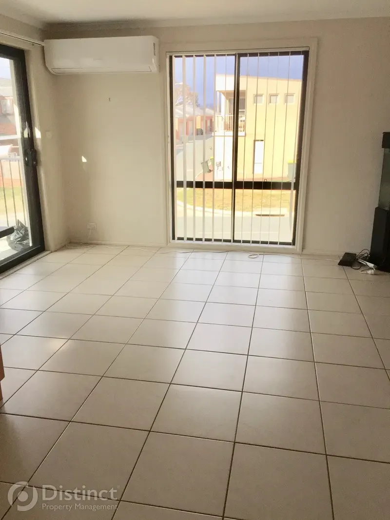 6 Lubke Street, Gungahlin, photo 4