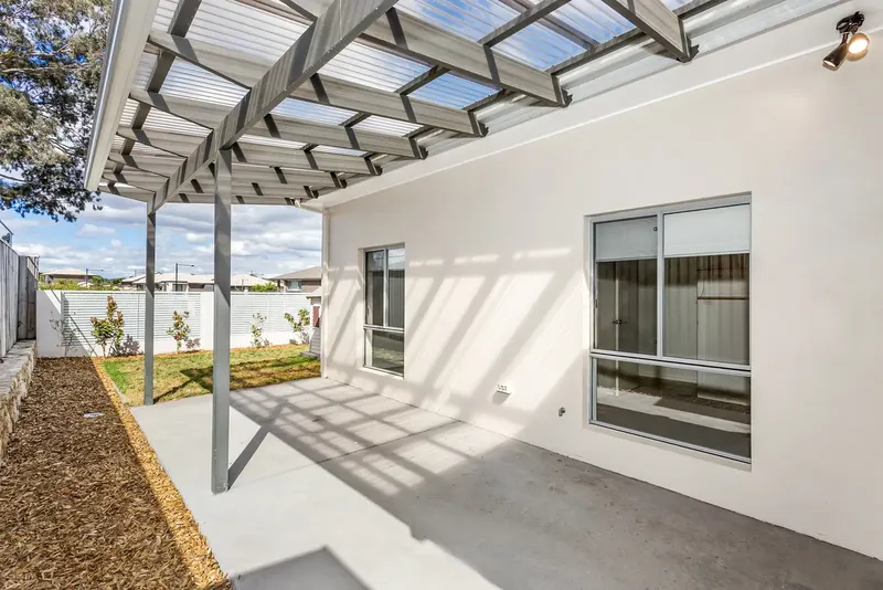 8 Victoria Owen Circuit, Casey, photo 14