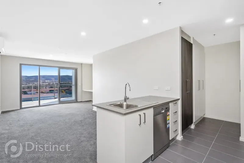 321/325 Anketell Street, Greenway, photo 2