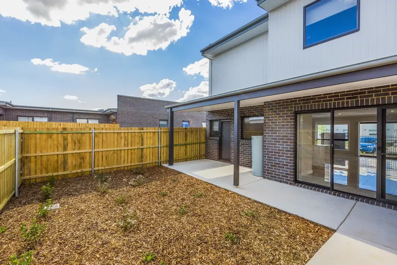 25 Bill Leng Street, Coombs, photo 10