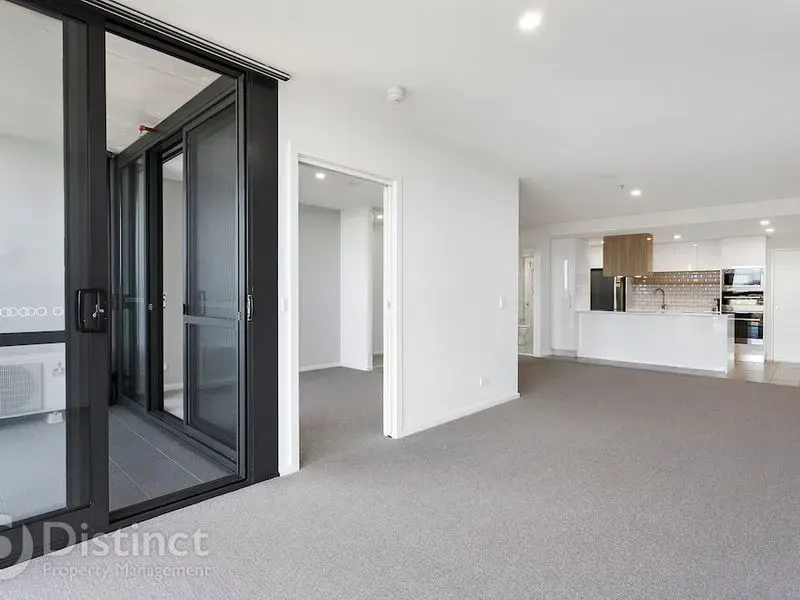 1607/120 Eastern Valley Way, Belconnen, photo 4