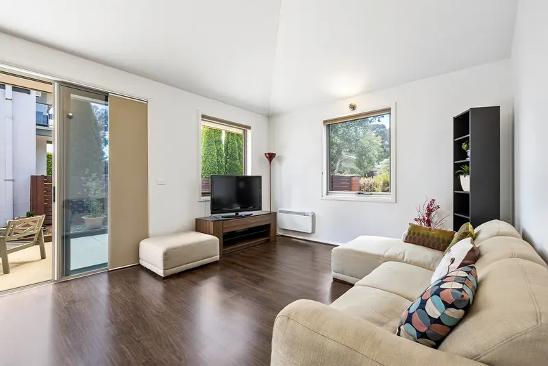 10 Ridding Street, Forde, photo 2