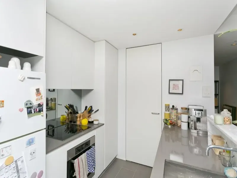 26/5 Burbury Close, Barton, photo 2