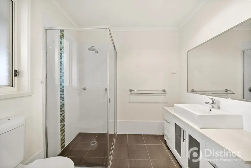 13 Clendinnen Street, Dunlop, photo 12