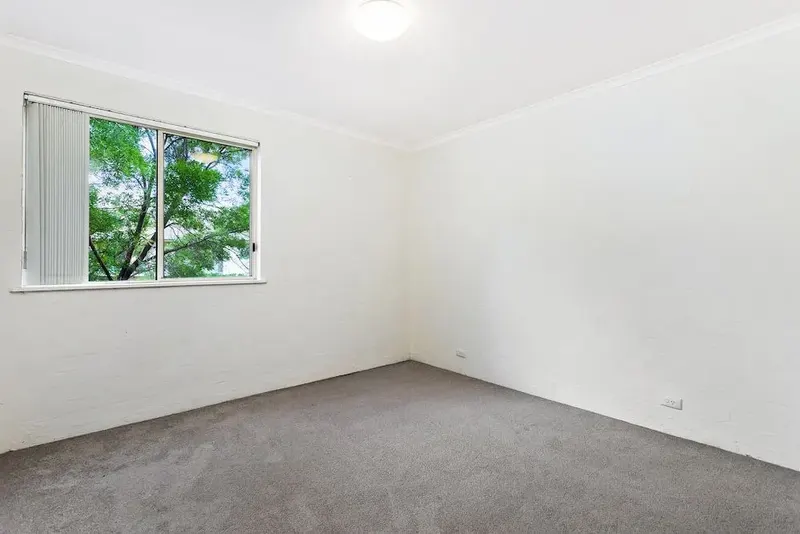 4/30 Bootle Place, Phillip, photo 11
