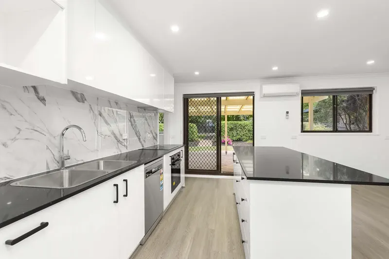 24 Summerville Crescent, Florey, photo 3