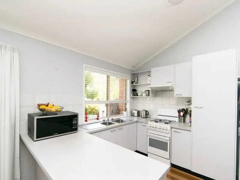 2/6 Berra Close, Ngunnawal, photo 2