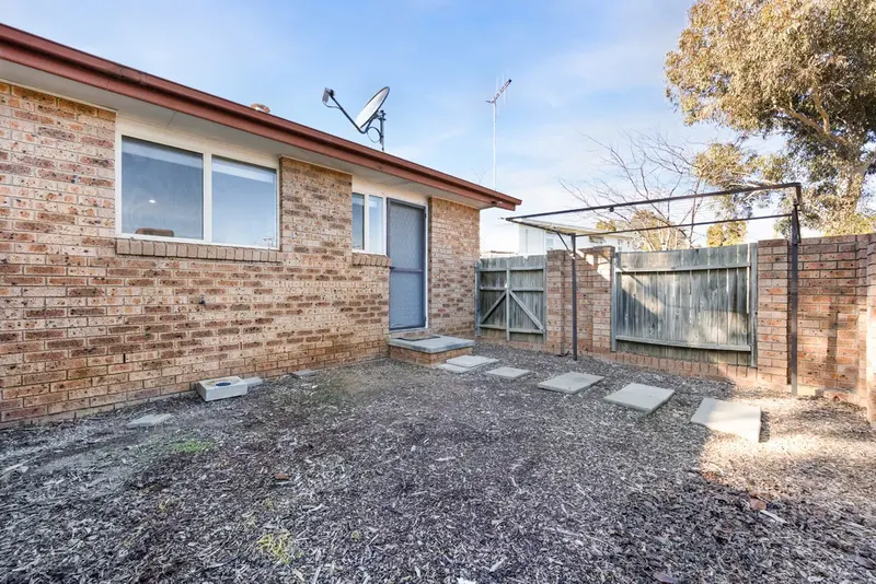 2/2 Ernest Street, Crestwood, photo 2