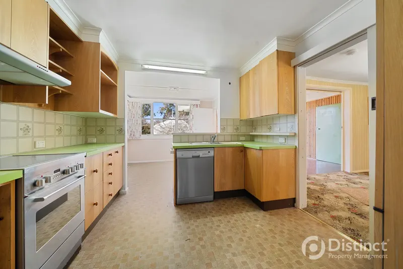 6 Rodway Street, Yarralumla ACT 2600, photo 2