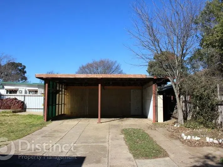 9 Barrallier Street, Griffith, photo 9